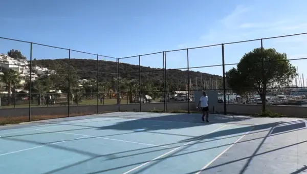 Bitez Public Courts photo 2